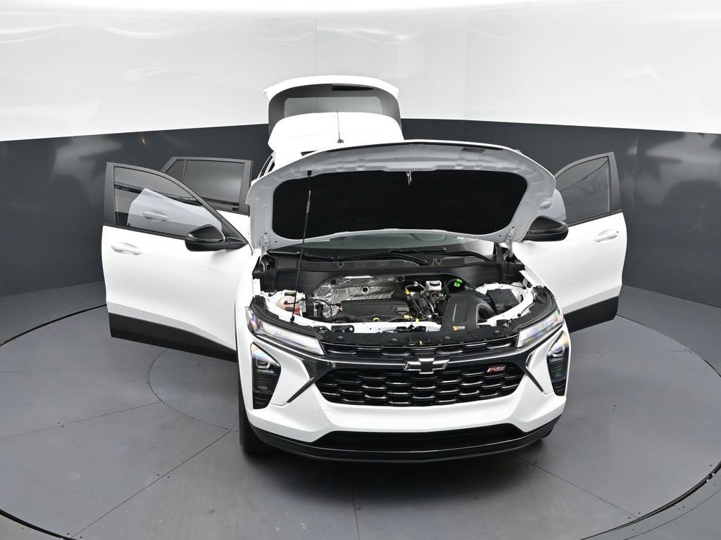 Used 2025 Chevrolet Trax RS w/ Sunroof Package image 51