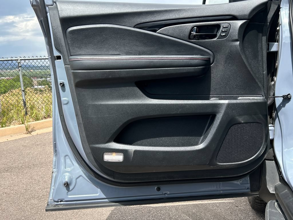 Used 2024 Honda Passport Black Edition image 30