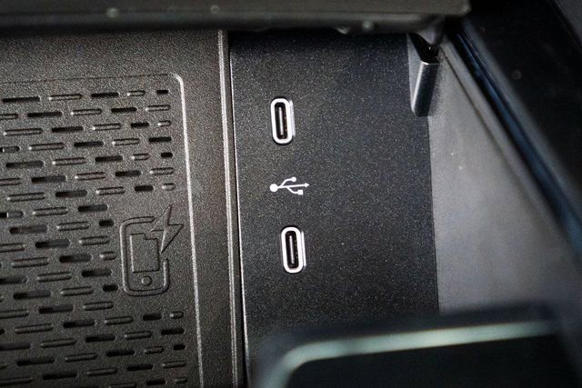 New 2026 Mercedes-Benz GLE 450e 4MATIC image 26