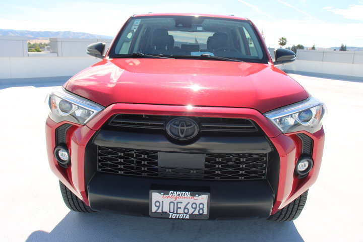 Used 2021 Toyota 4Runner SR5 Premium w/ Moonroof Package AWD/4WD image 8