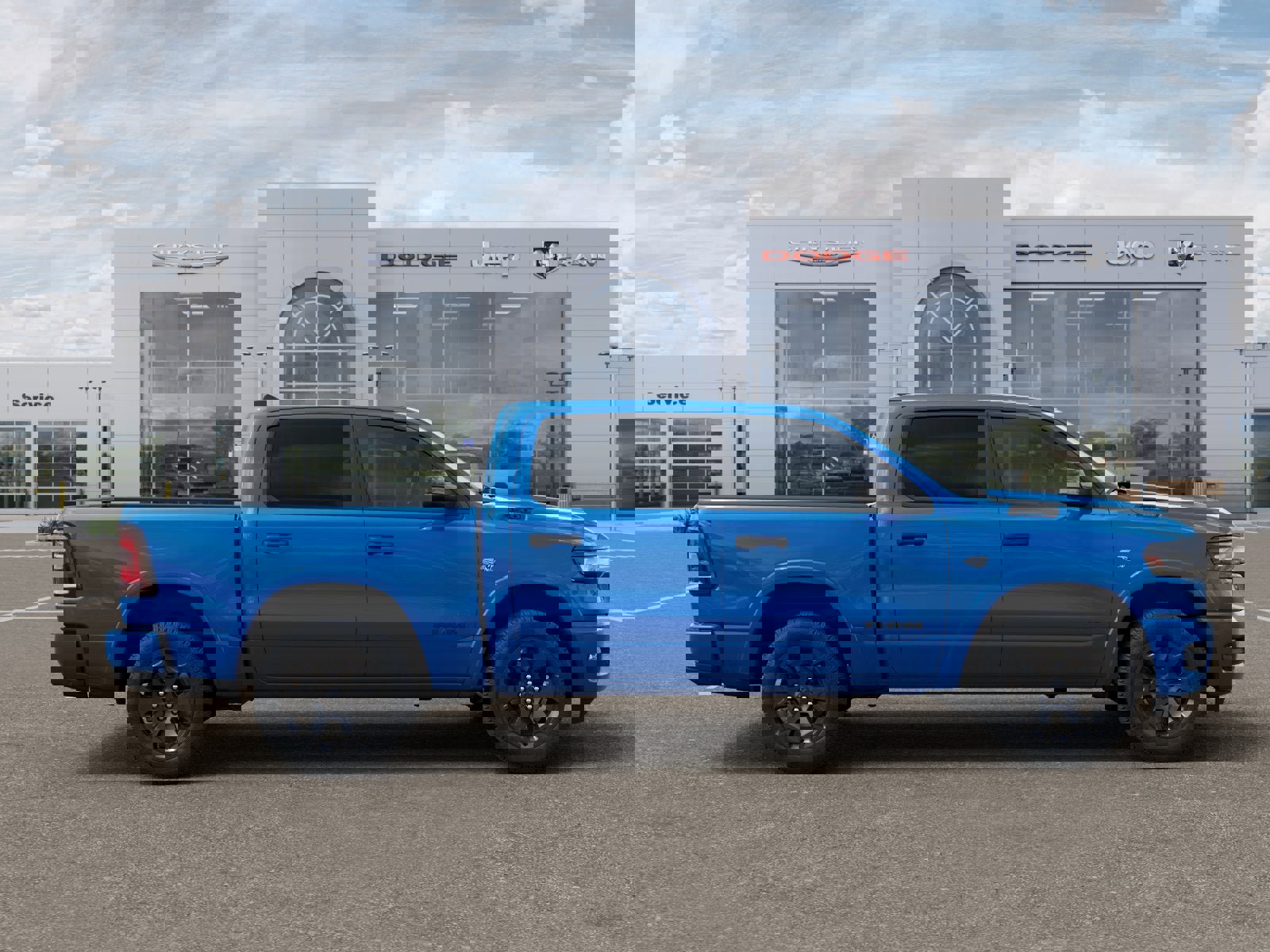 New 2026 RAM 1500 4x4 Crew Cab image 37