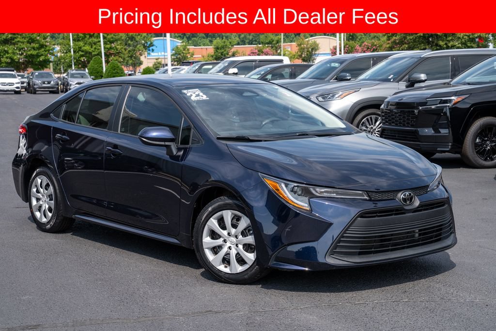 Used 2023 Toyota Corolla LE FWD image 1