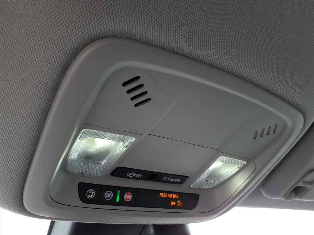 Used 2025 Chevrolet Malibu LT FWD image 32
