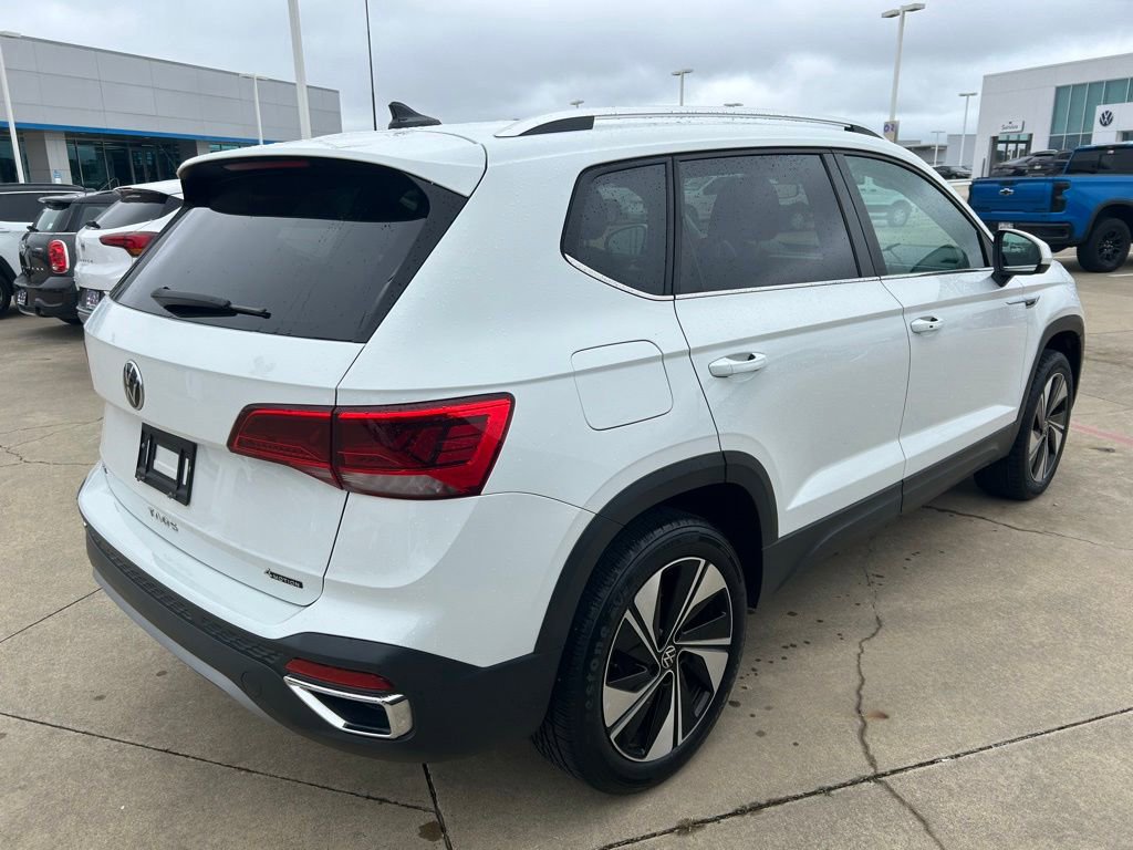 Used 2023 Volkswagen Taos SE AWD/4WD image 5