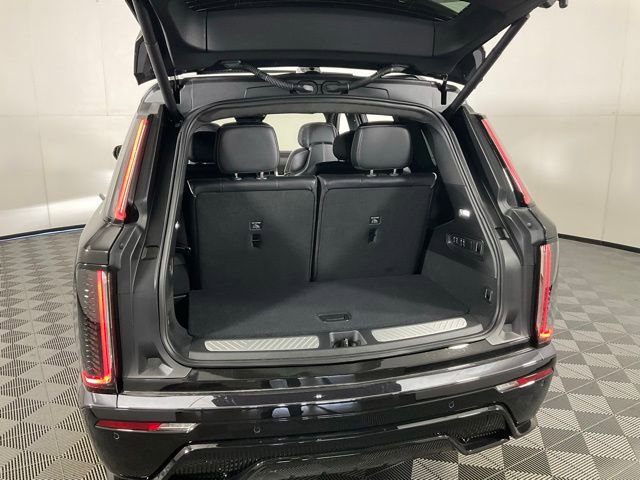 New 2026 Cadillac Vistiq Platinum image 30