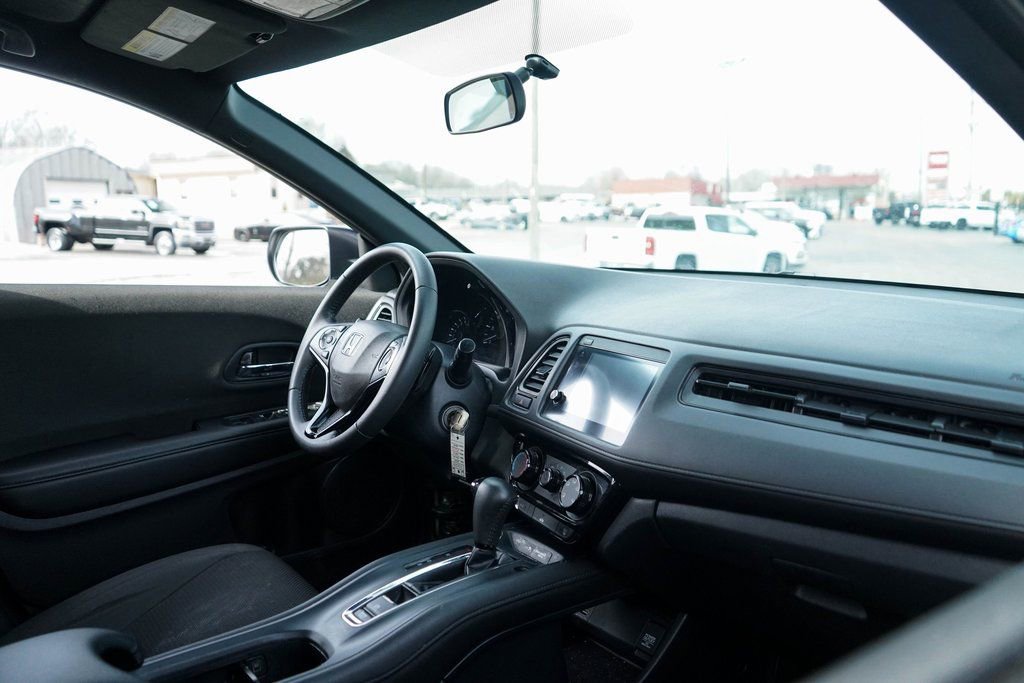 Used 2022 Honda HR-V Sport image 10