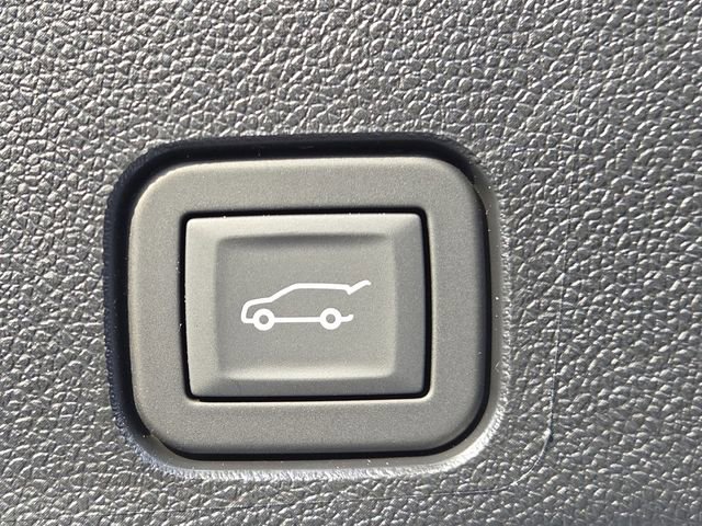 New 2026 Buick Enclave Preferred w/ Power Package image 7