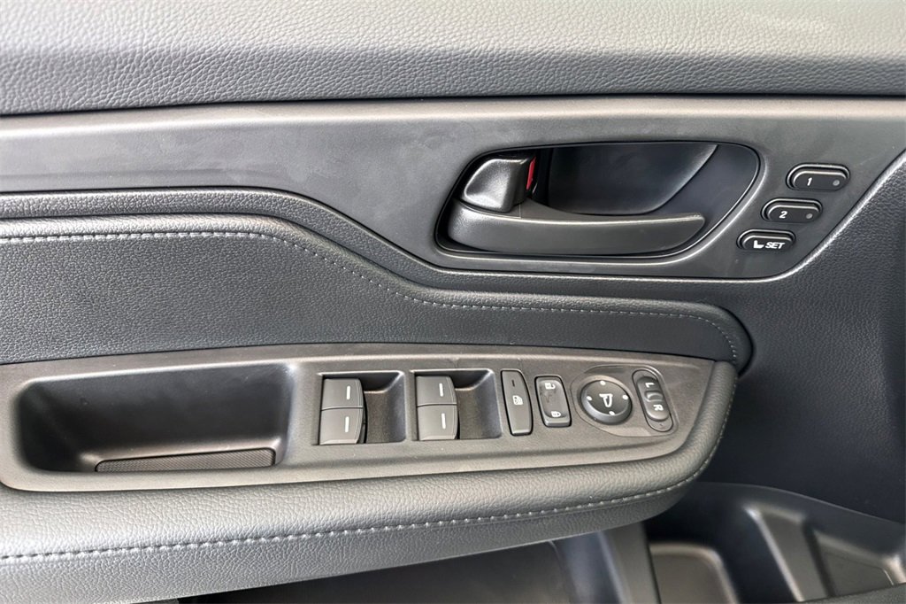 New 2026 Honda Odyssey Sport-L image 11