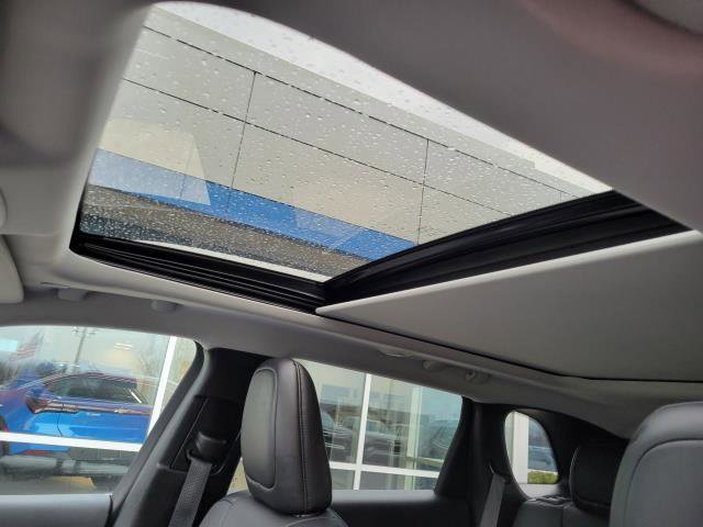 Used 2021 Jeep Cherokee Limited w/ Mopar Interior Package image 9