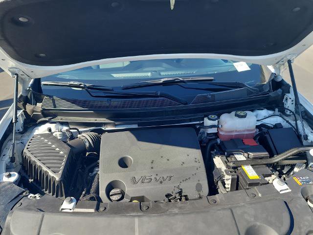 Used 2023 Chevrolet Traverse LT image 28