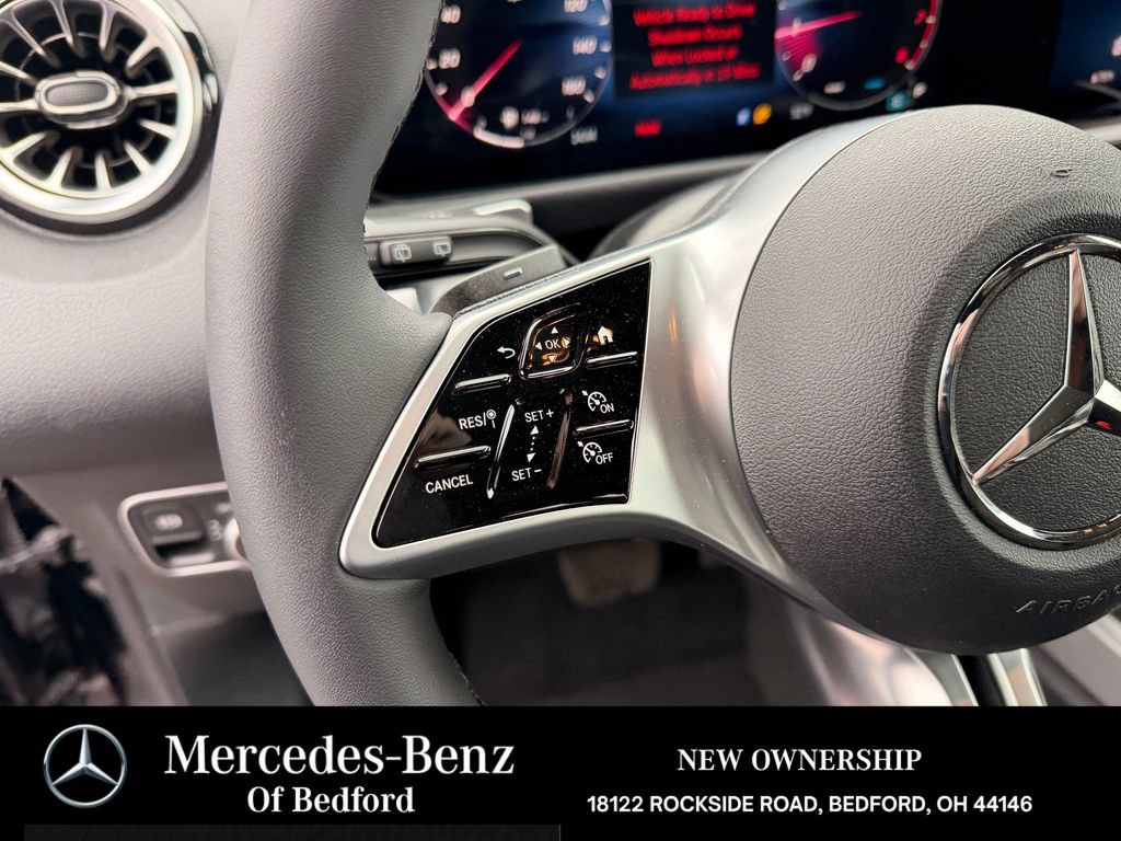 New 2026 Mercedes-Benz GLB 250 4MATIC image 11