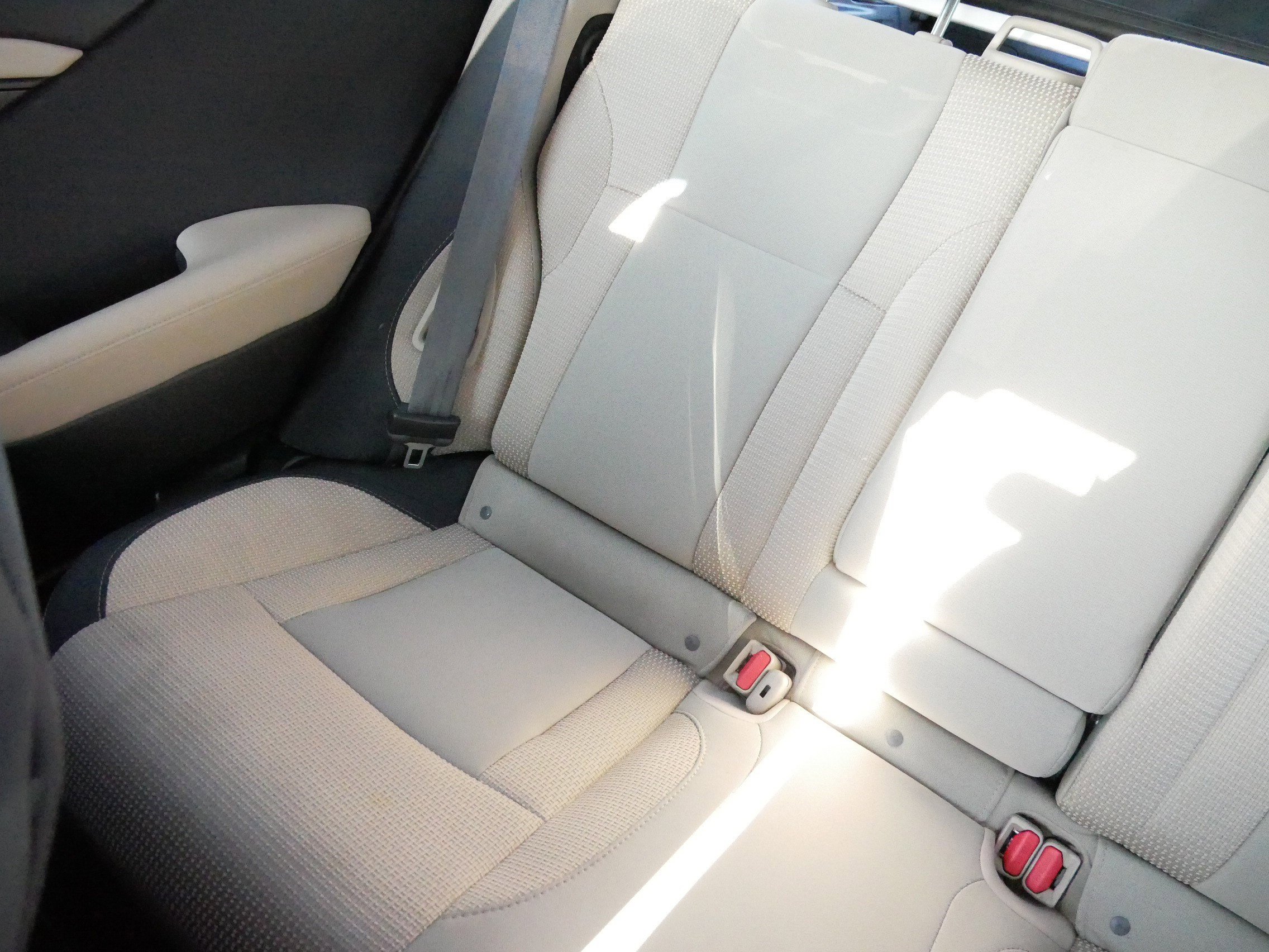 Used 2022 Subaru Outback Premium image 12