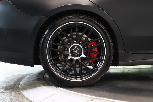 Used 2024 Mercedes-Benz S 63 AMG S w/ Carbon Fiber Exterior Package image 15