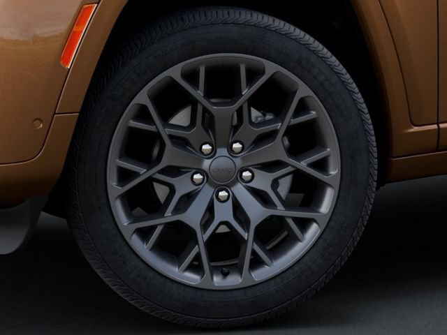 New 2026 Jeep Grand Cherokee Summit AWD/4WD image 8
