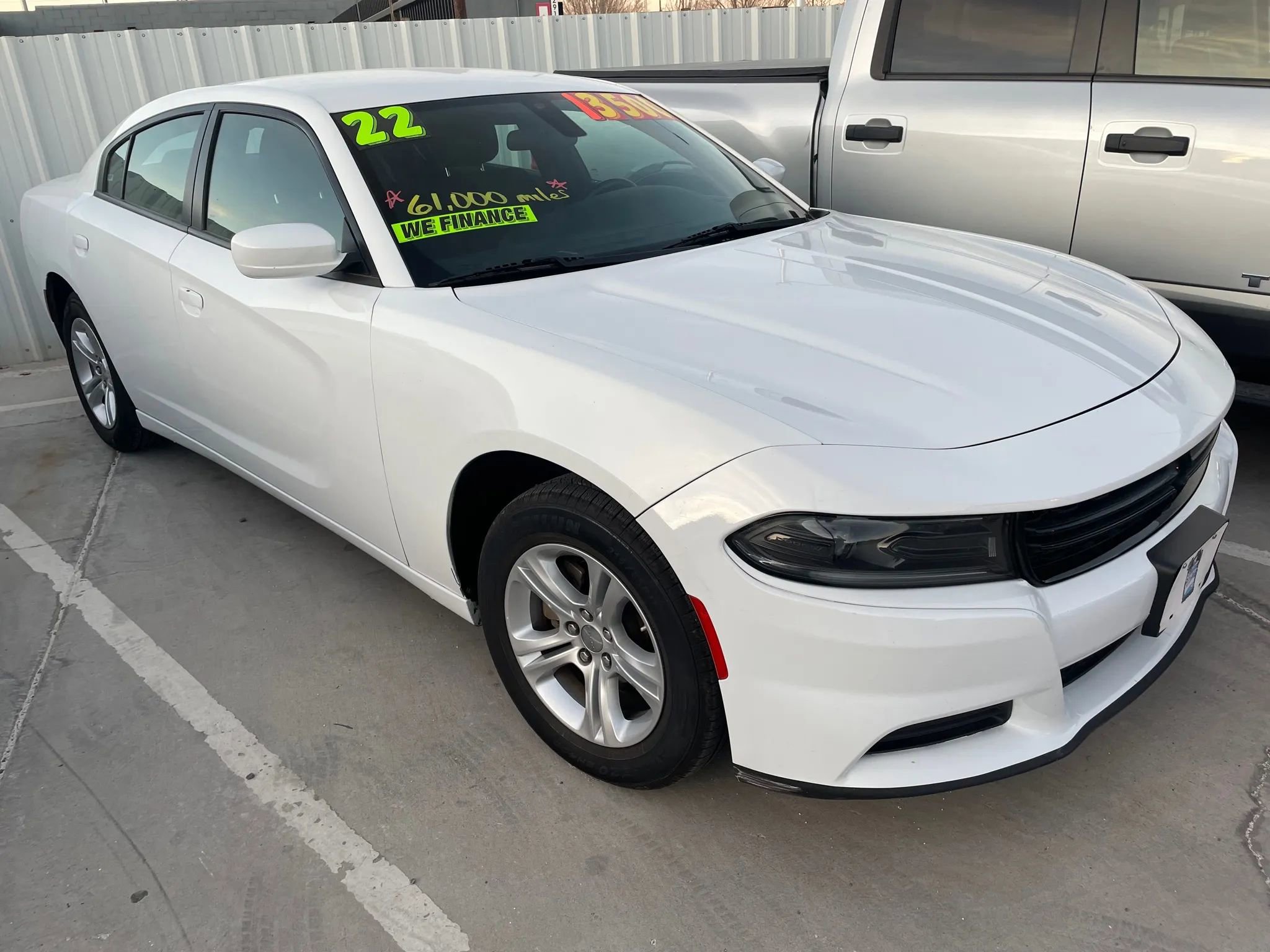 Used 2022 Dodge Charger SXT image 1