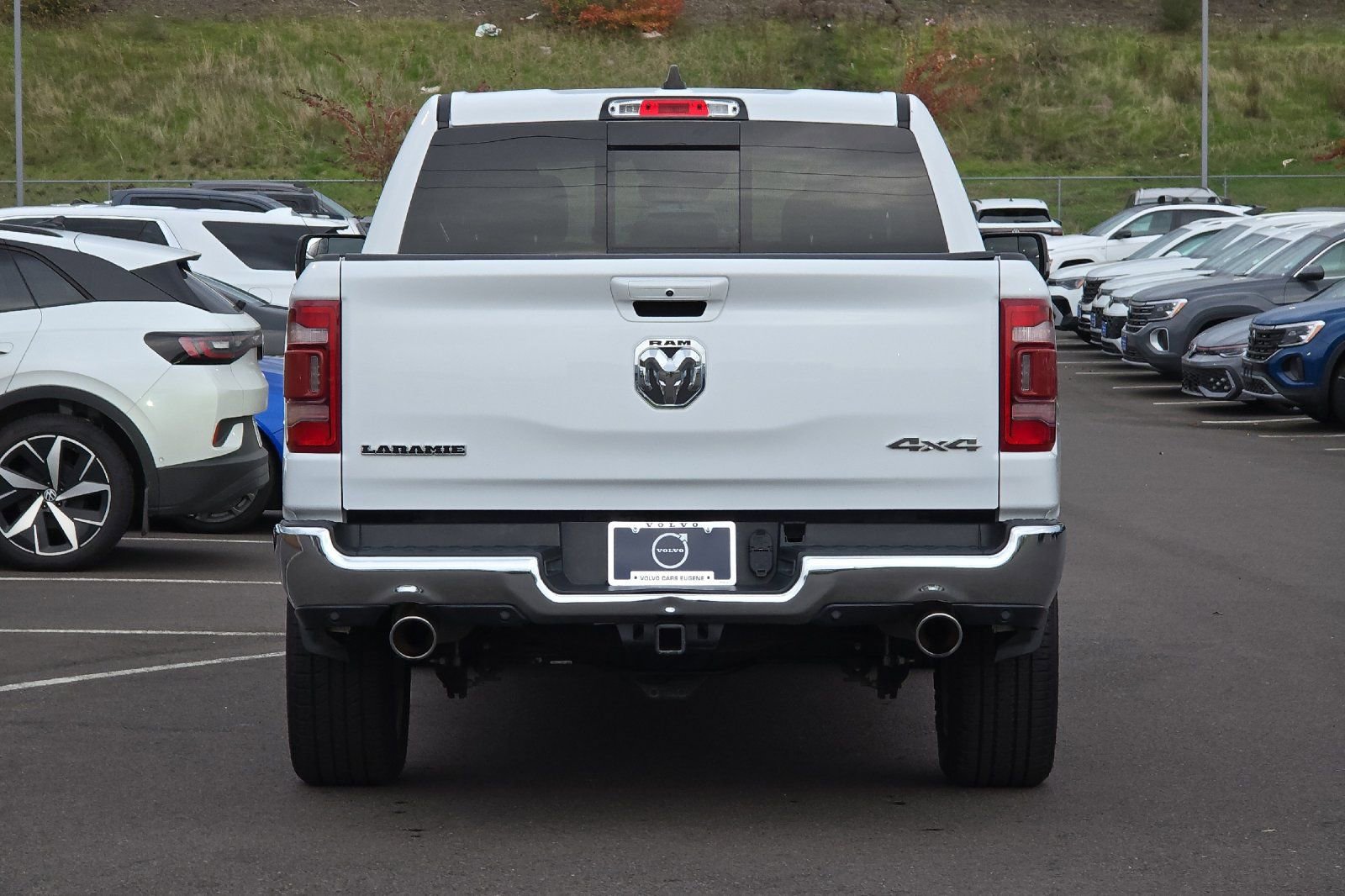 Used 2023 RAM 1500 Laramie AWD/4WD image 4