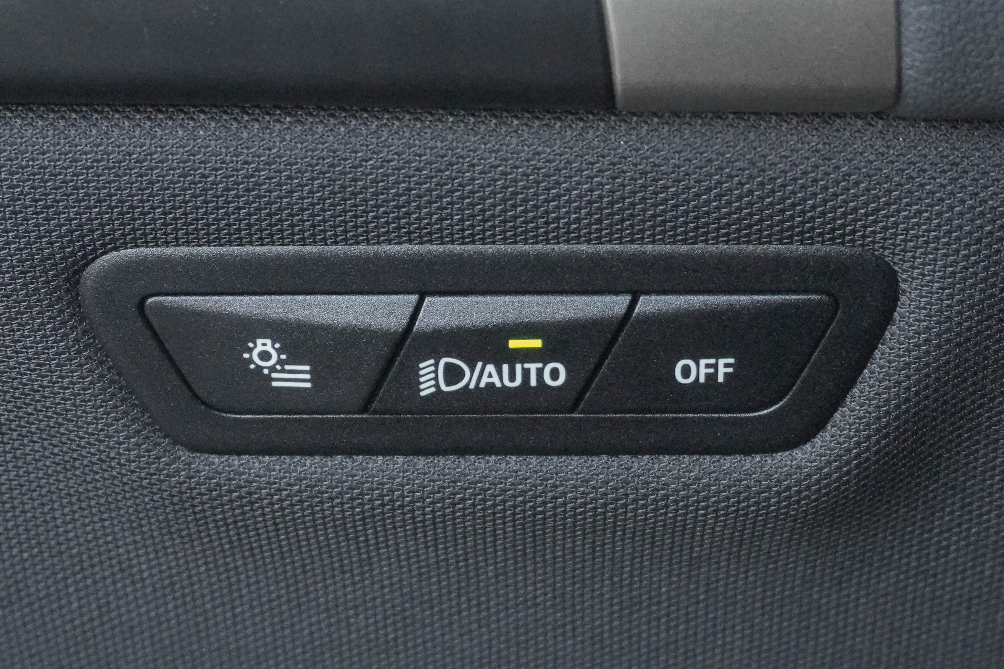 Certified 2023 BMW iX xDrive50 w/ Premium Package image 12