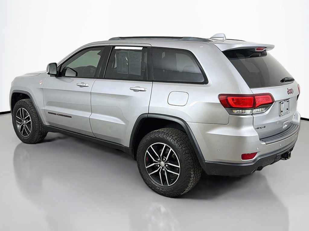 Used 2018 Jeep Grand Cherokee Trailhawk w/ Trailhawk Luxury Group AWD/4WD image 14