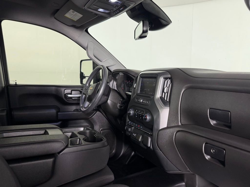 Used 2025 Chevrolet Silverado 3500 W/T w/ WT/CX Safety Package image 29