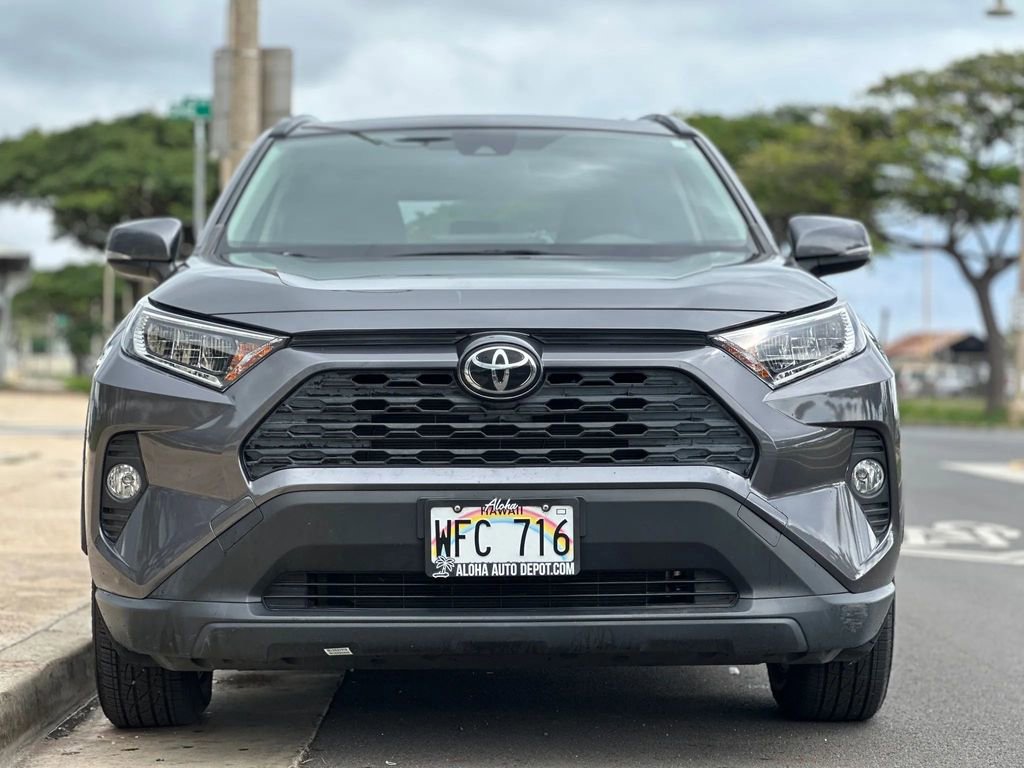 Used 2021 Toyota RAV4 XLE image 7