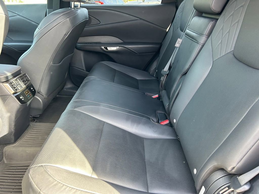 Used 2023 Lexus RX 350 Premium w/ Cold Area Package image 15