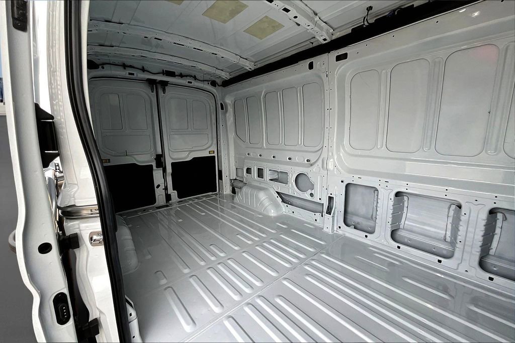 New 2026 Ford Transit 250 148 Medium Roof Extended AWD image 11