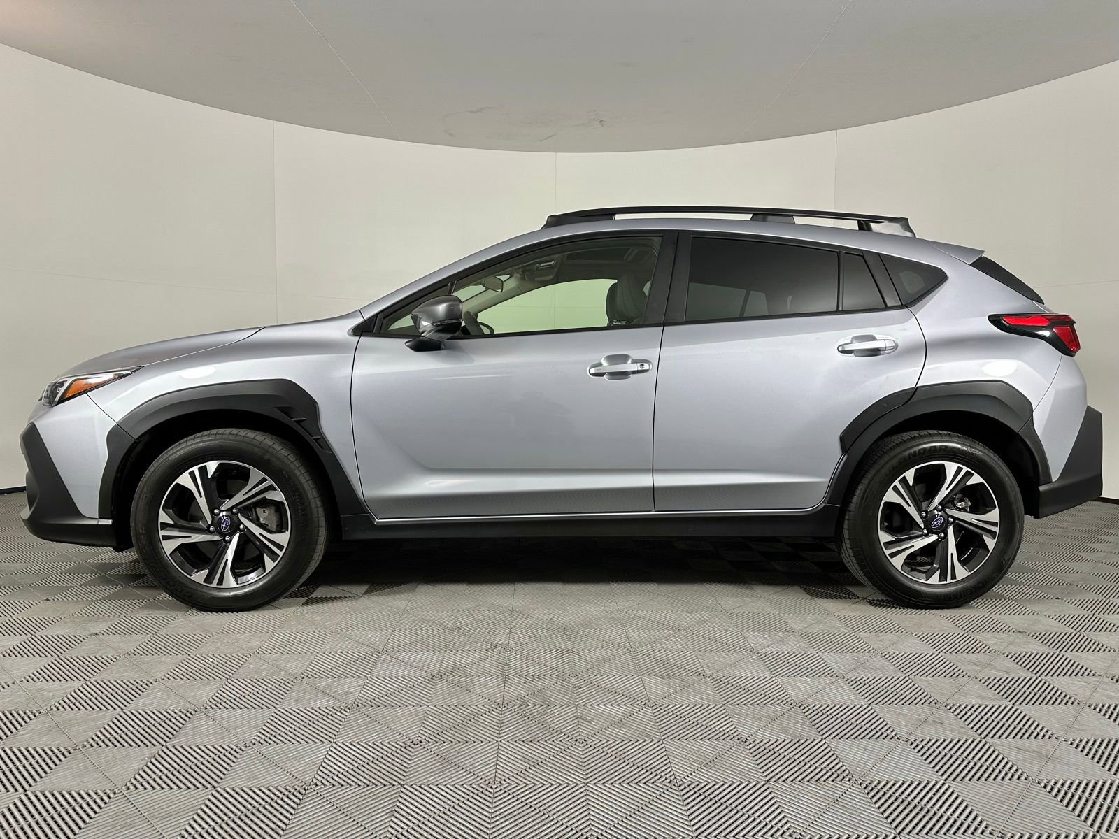 Used 2024 Subaru Crosstrek 2.0i Premium AWD/4WD image 17
