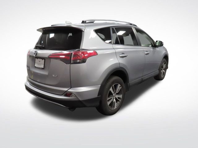 Used 2018 Toyota RAV4 XLE FWD image 5