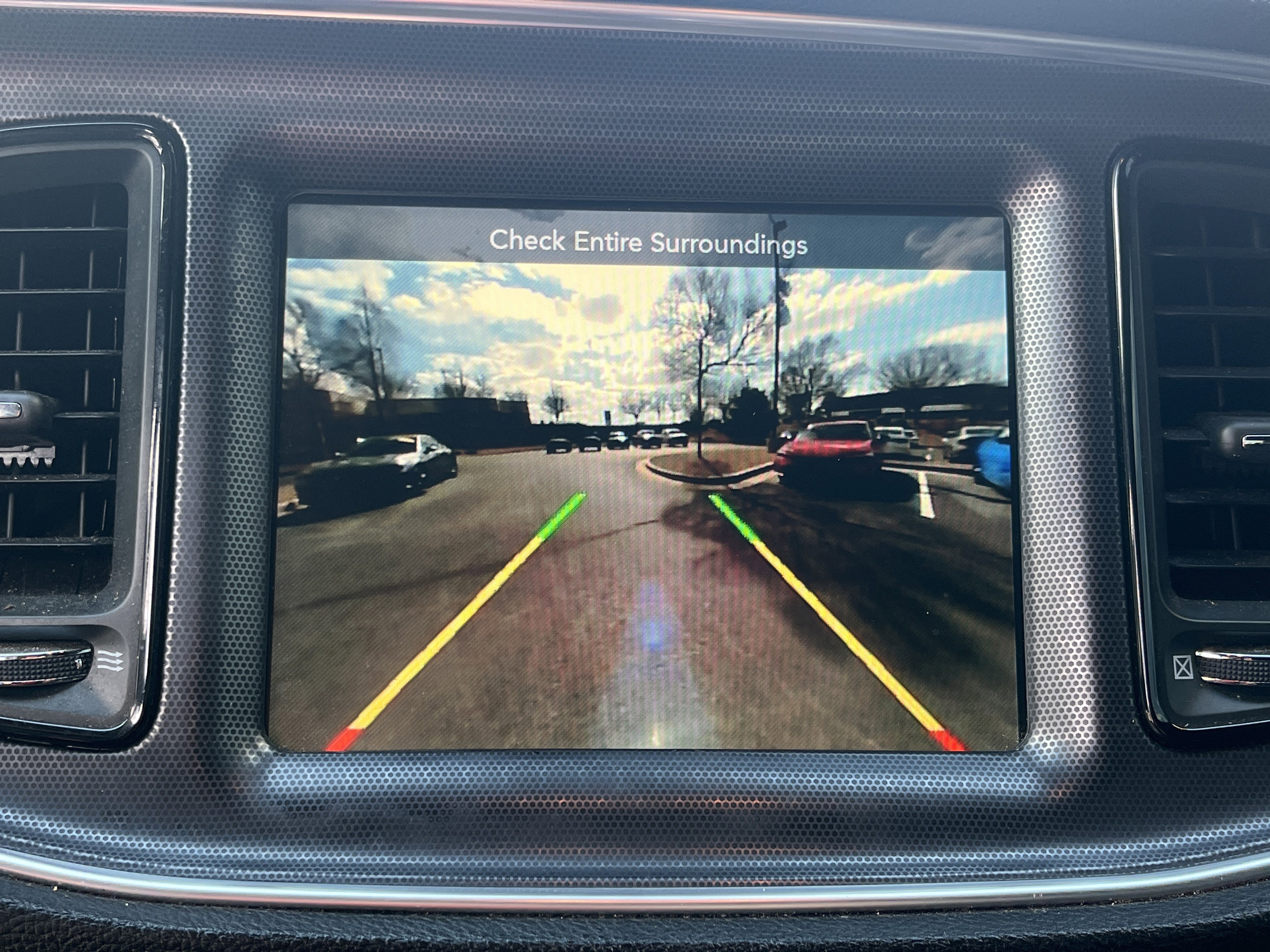 Used 2016 Dodge Challenger SRT w/ Technology Group image 4