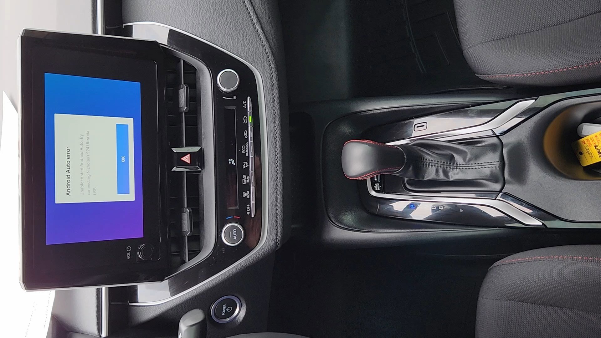 Used 2023 Toyota Corolla SE w/ SE Package image 15