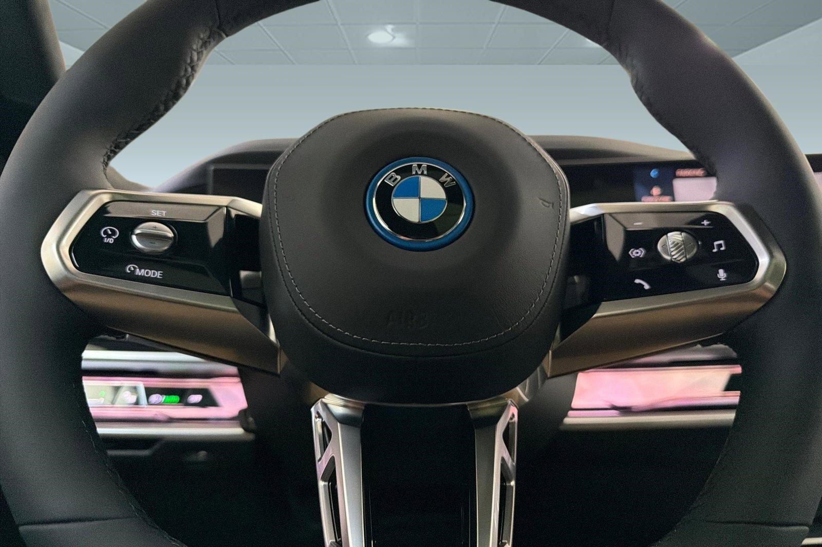 Used 2026 BMW i7 xDrive60 AWD/4WD image 14