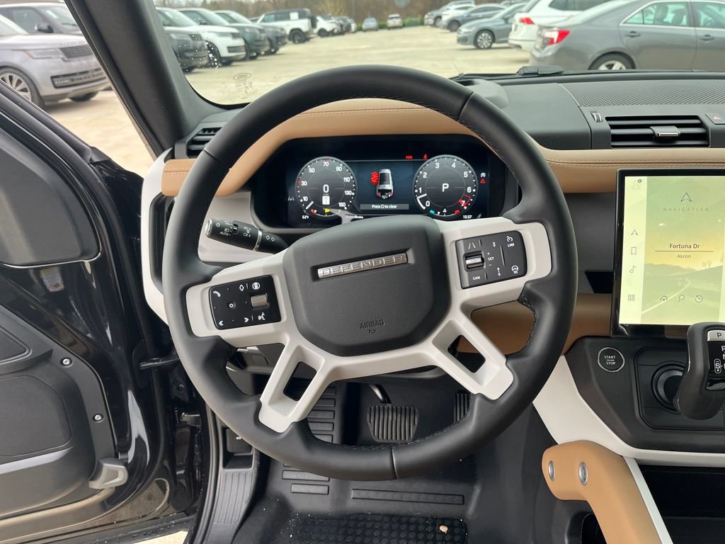 New 2026 Land Rover Defender 130 X-Dynamic SE image 14