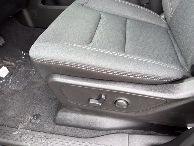 New 2026 RAM 1500 Big Horn w/ Night Edition AWD/4WD image 12