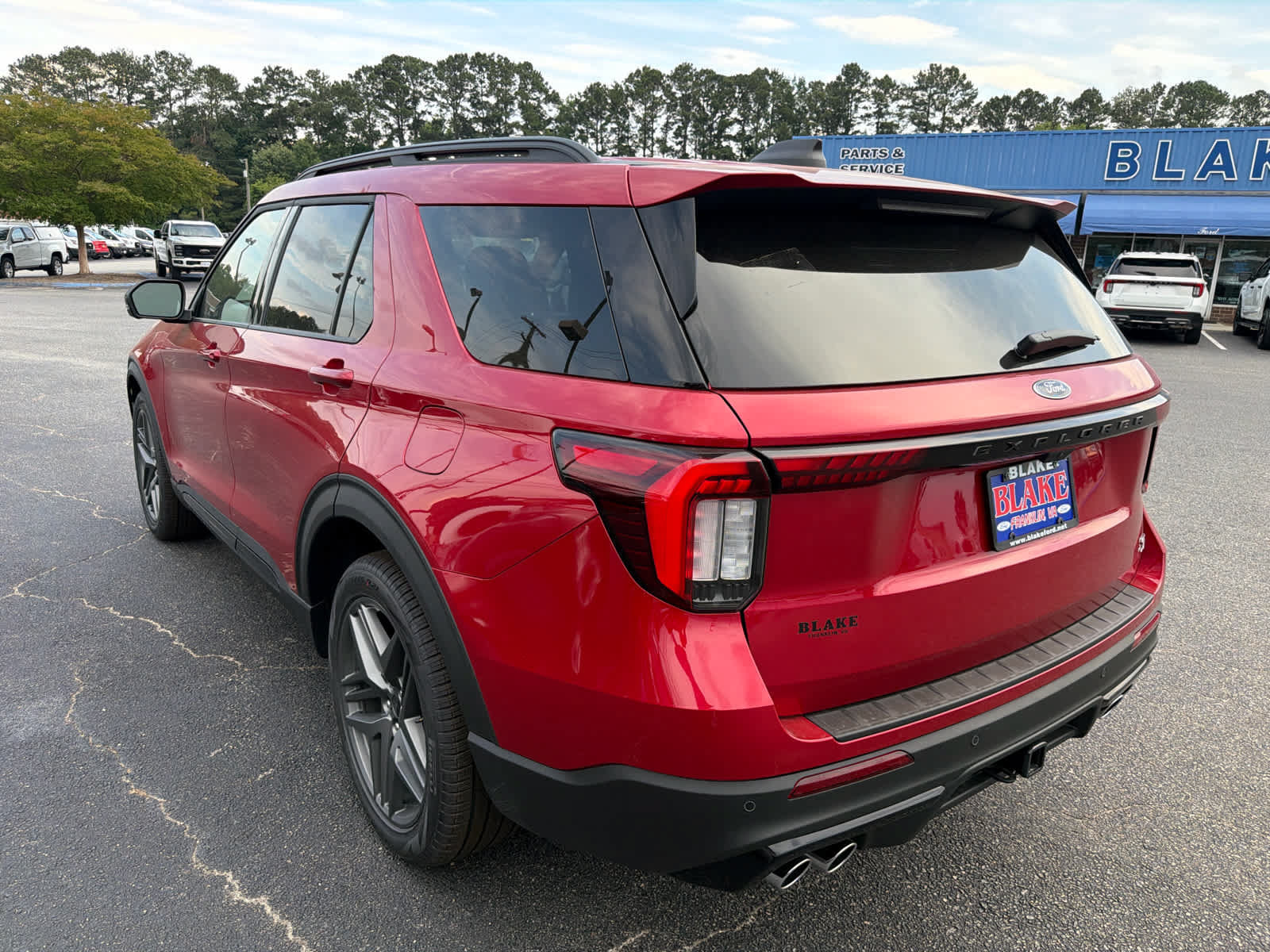 New 2026 Ford Explorer ST w/ Sun And Sound Package AWD/4WD image 5