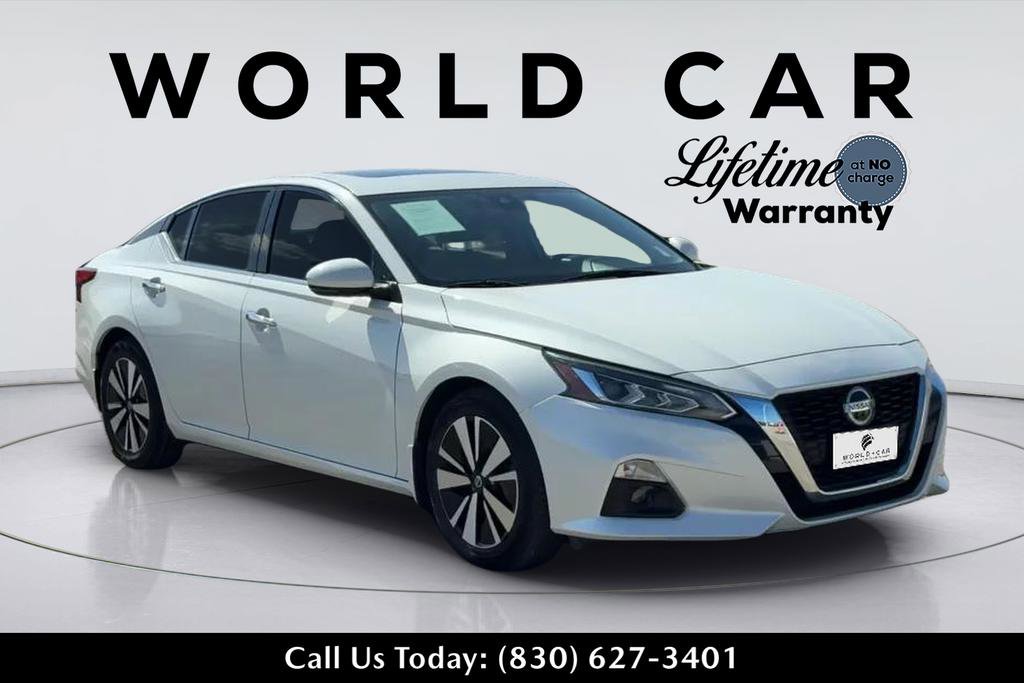 Used 2020 Nissan Altima 2.5 SV image 2