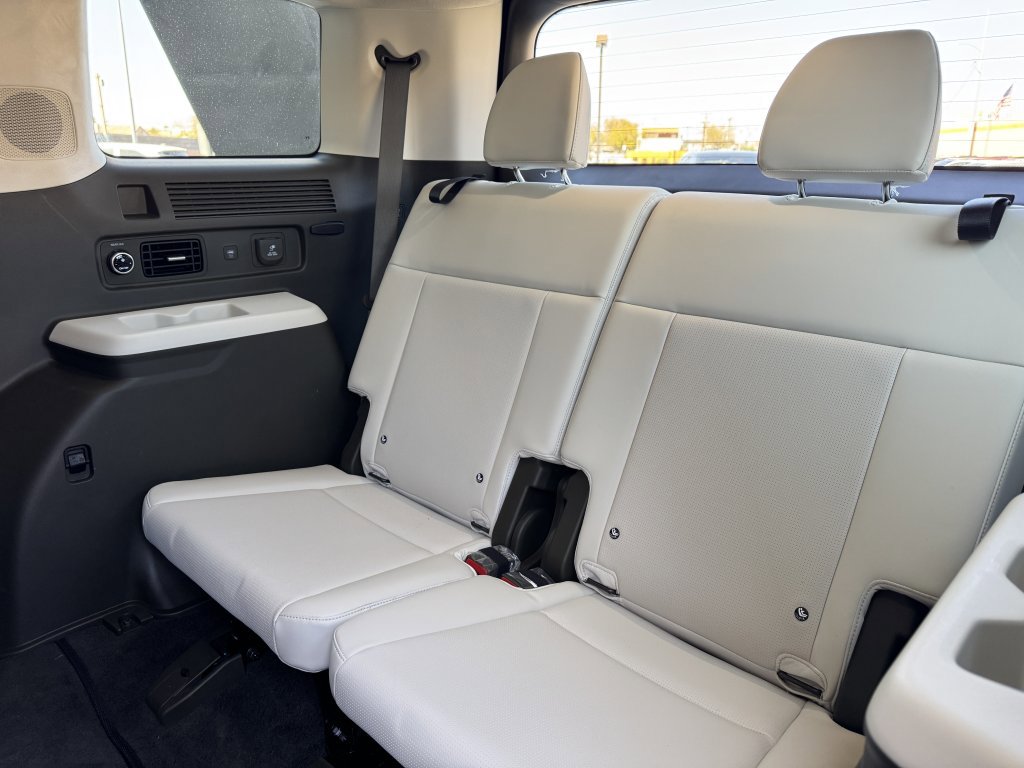 Used 2024 Hyundai Santa Fe Calligraphy image 40