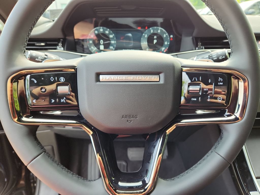 New 2026 Land Rover Range Rover Evoque S AWD/4WD image 18