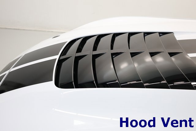 Used 2021 Ford Mustang Shelby GT500 w/ Carbon Fiber Track Pack image 45