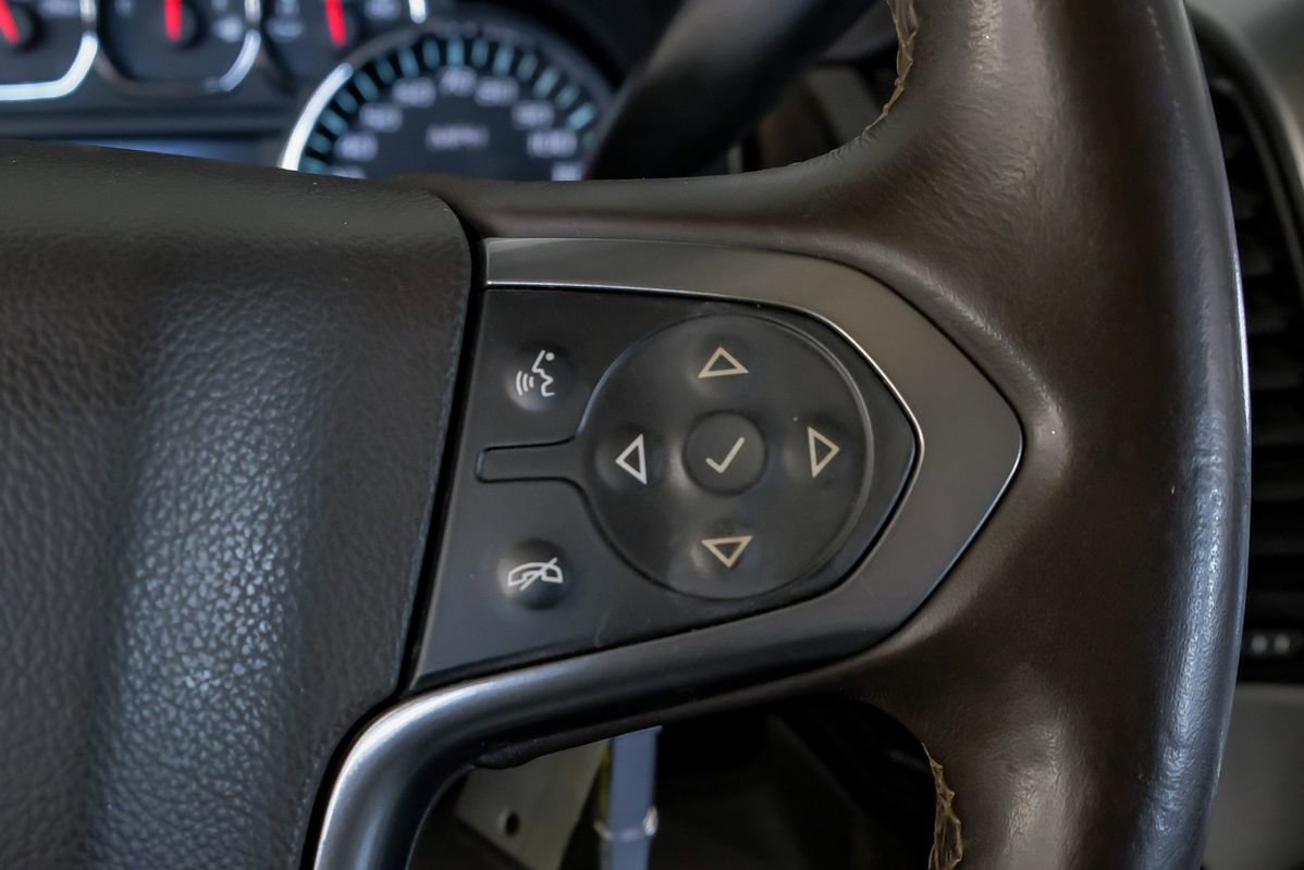 Used 2015 Chevrolet Suburban LT w/ Max Trailering Package image 17