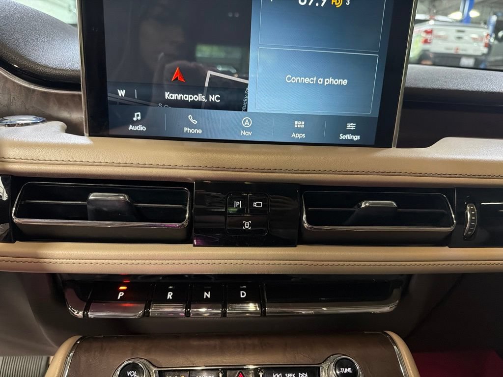 Used 2020 Lincoln Aviator Reserve w/ Equipment Group 201A RWD image 29