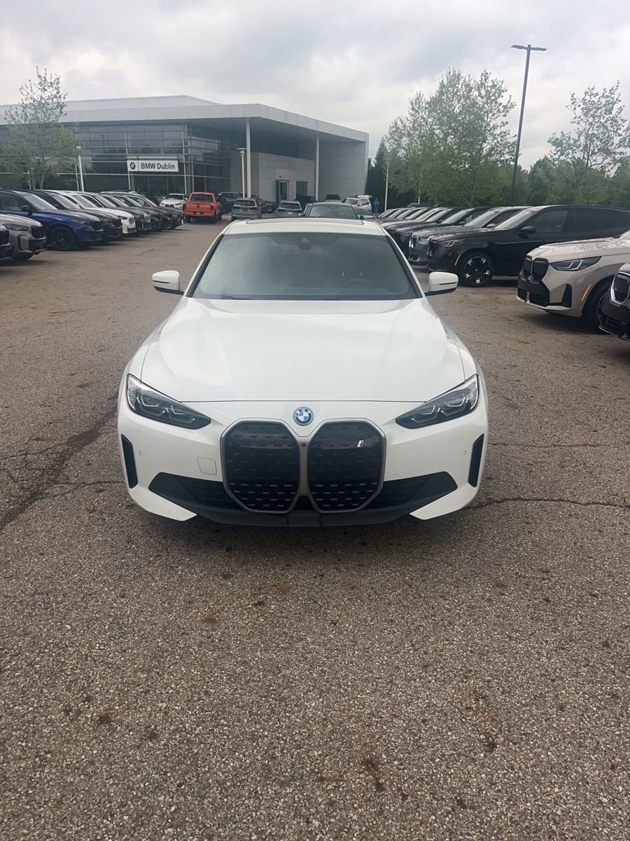 Used 2023 BMW i4 eDrive35 w/ Premium Package RWD image 2