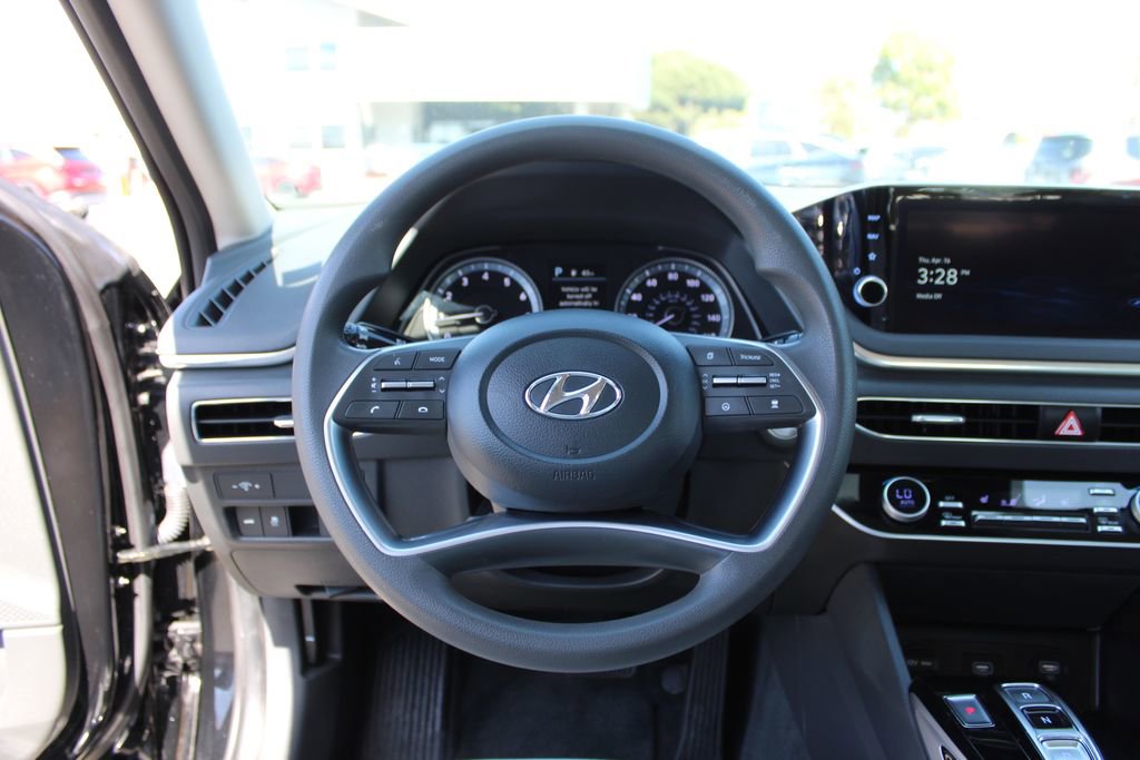Used 2023 Hyundai Sonata SEL w/ Cargo Package image 16