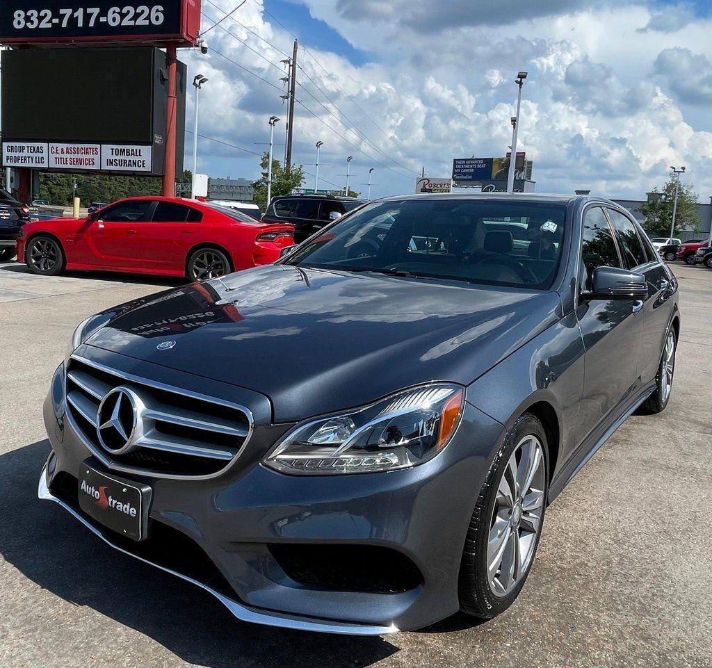 Used 2014 Mercedes-Benz E 350 4MATIC Sedan w/ Premium 1 Package image 4