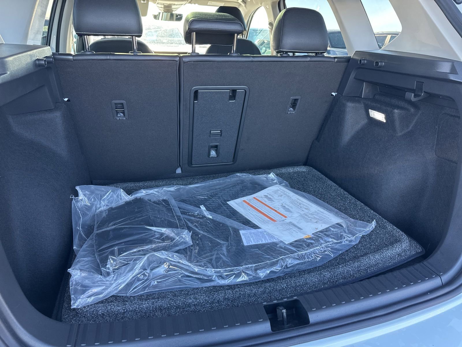 New 2026 Volkswagen Taos SE image 23