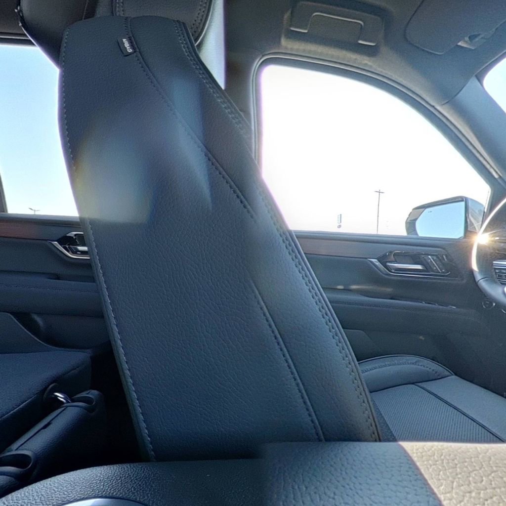 New 2026 GMC Yukon Denali w/ Denali Reserve Package image 40