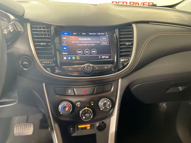 Used 2021 Chevrolet Trax LT w/ Sport Edition image 18