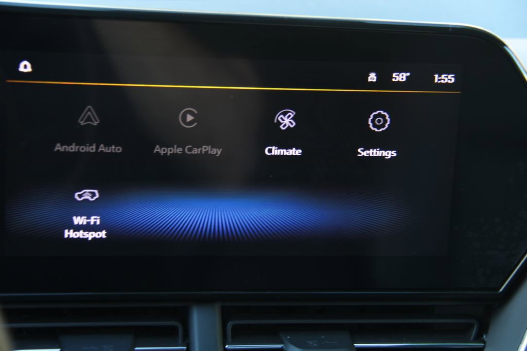 Used 2025 Chevrolet Trax RS image 19