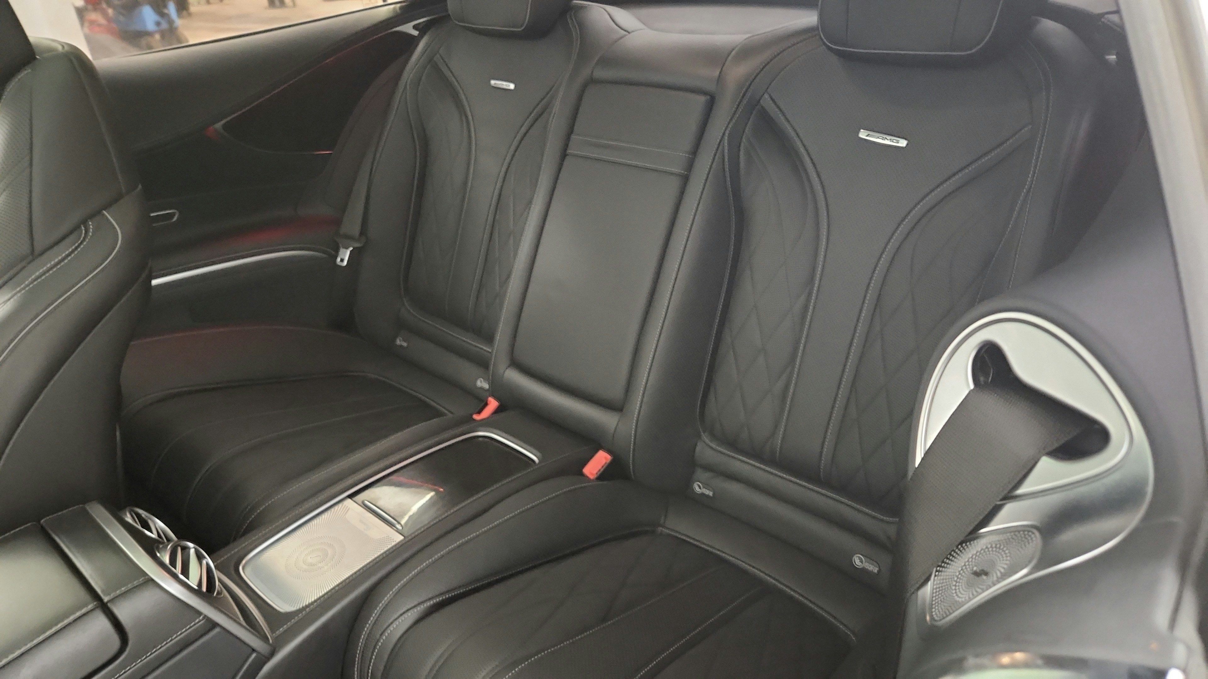 Used 2016 Mercedes-Benz S 63 AMG 4MATIC Coupe image 19