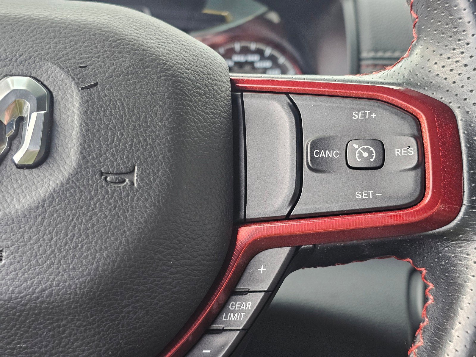 Used 2019 RAM 1500 Rebel image 30