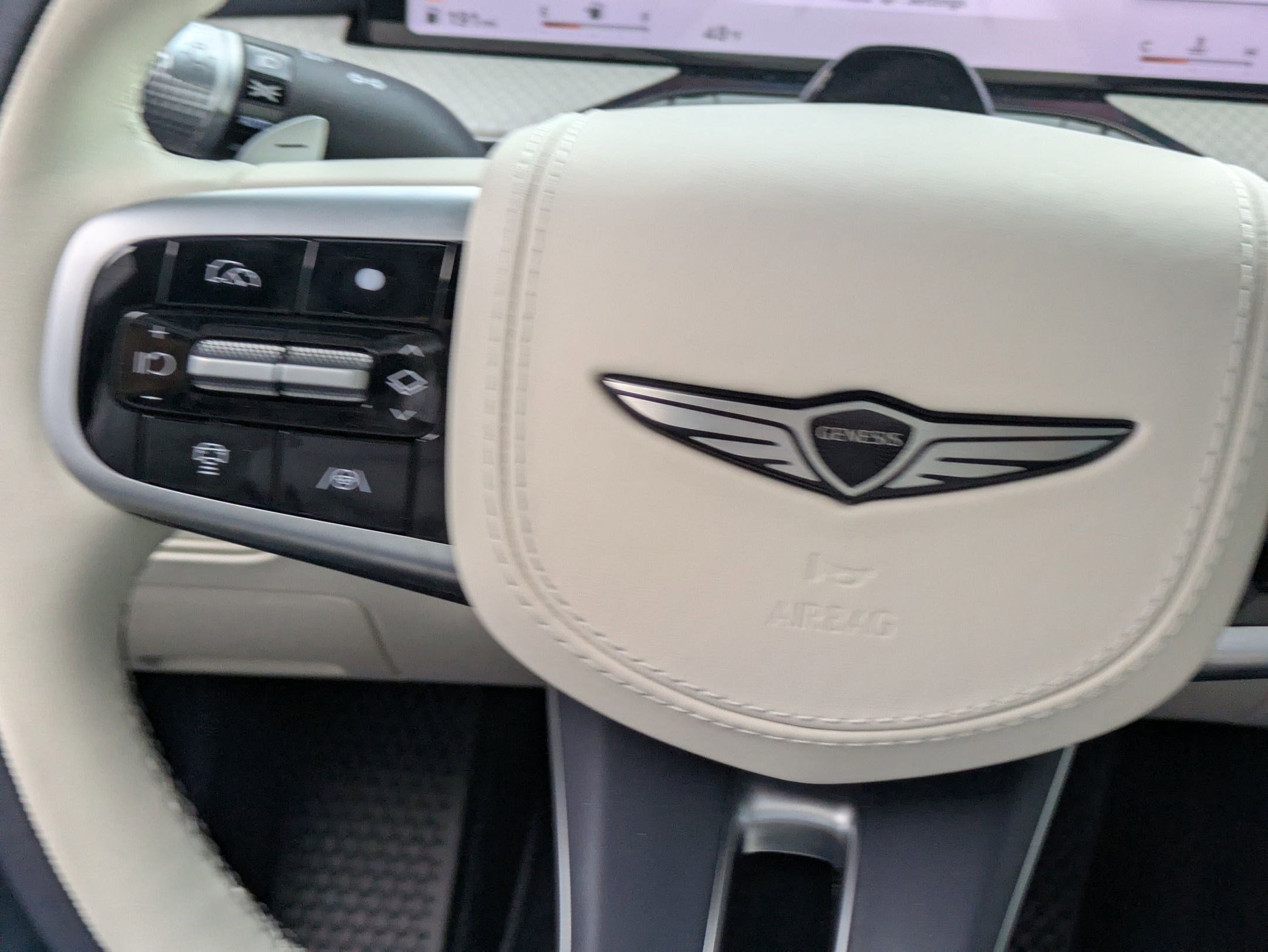 Used 2025 Genesis GV80 3.5T Prestige image 17